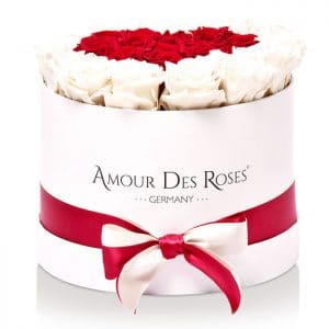 White Large Heart Rosebox